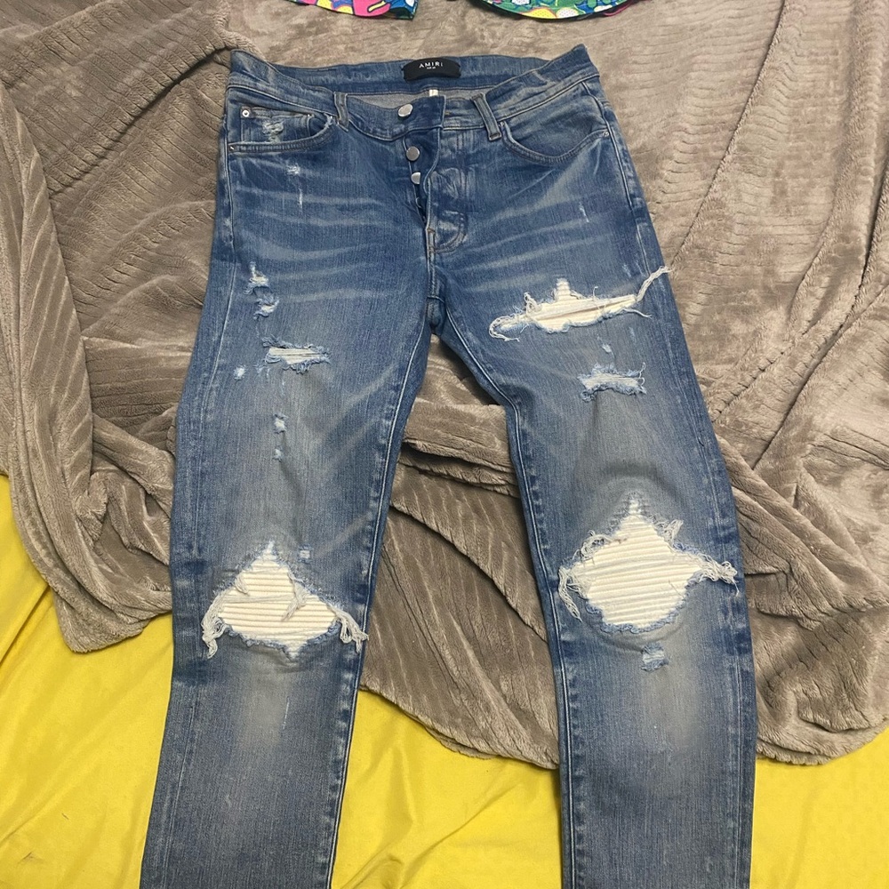 Distressed Blue Jeans - Picture 3 of 5